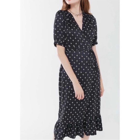 Urban Outfitters Black and White Ruffled Midi Dress - Picture 1 of 5